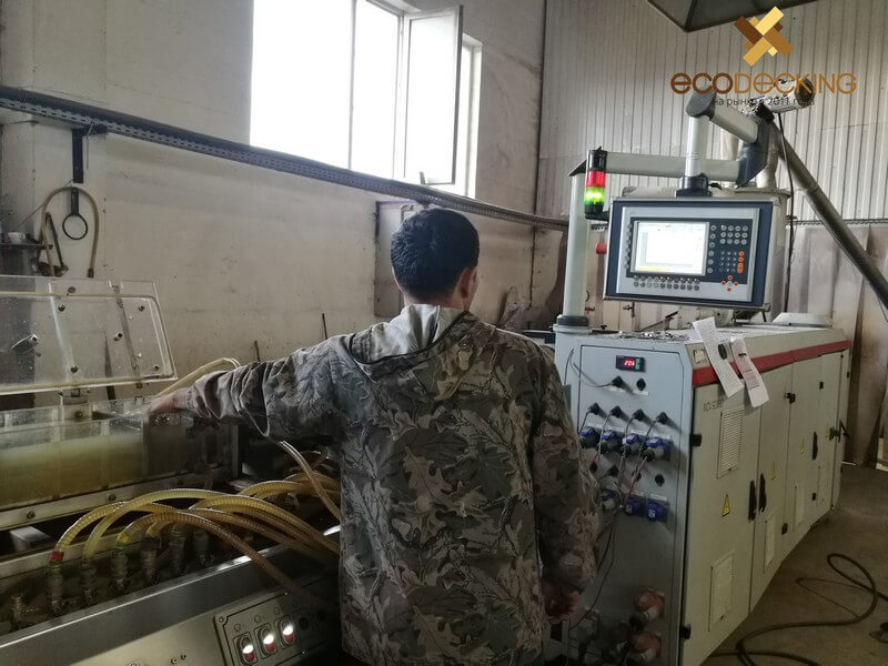 Производитель террасной доски из ДПК в России